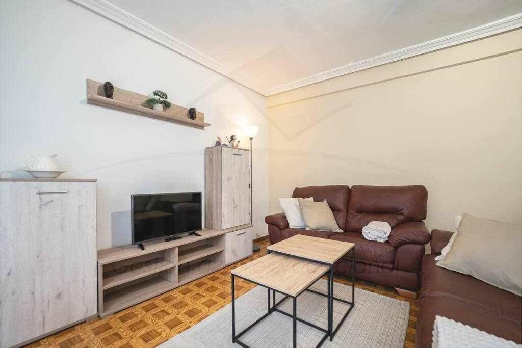 El Llar Del Gueelu Apartment Gijón Exterior foto